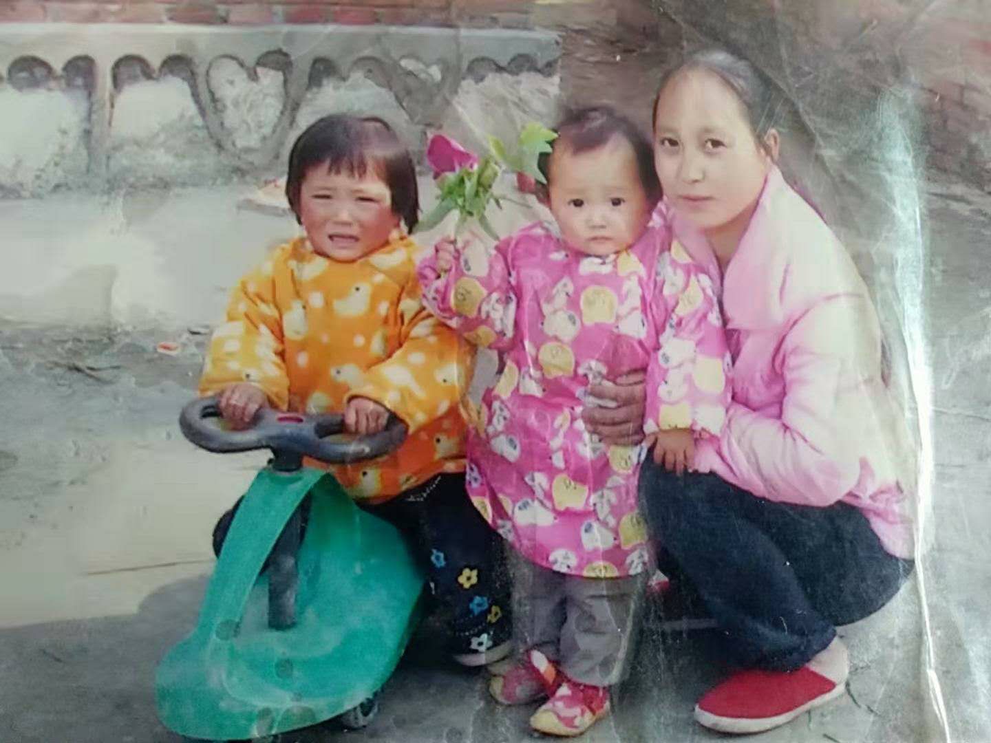 我想找到我的妈妈（黄晓芳）- 江苏省盐城市寻人找人网络平台