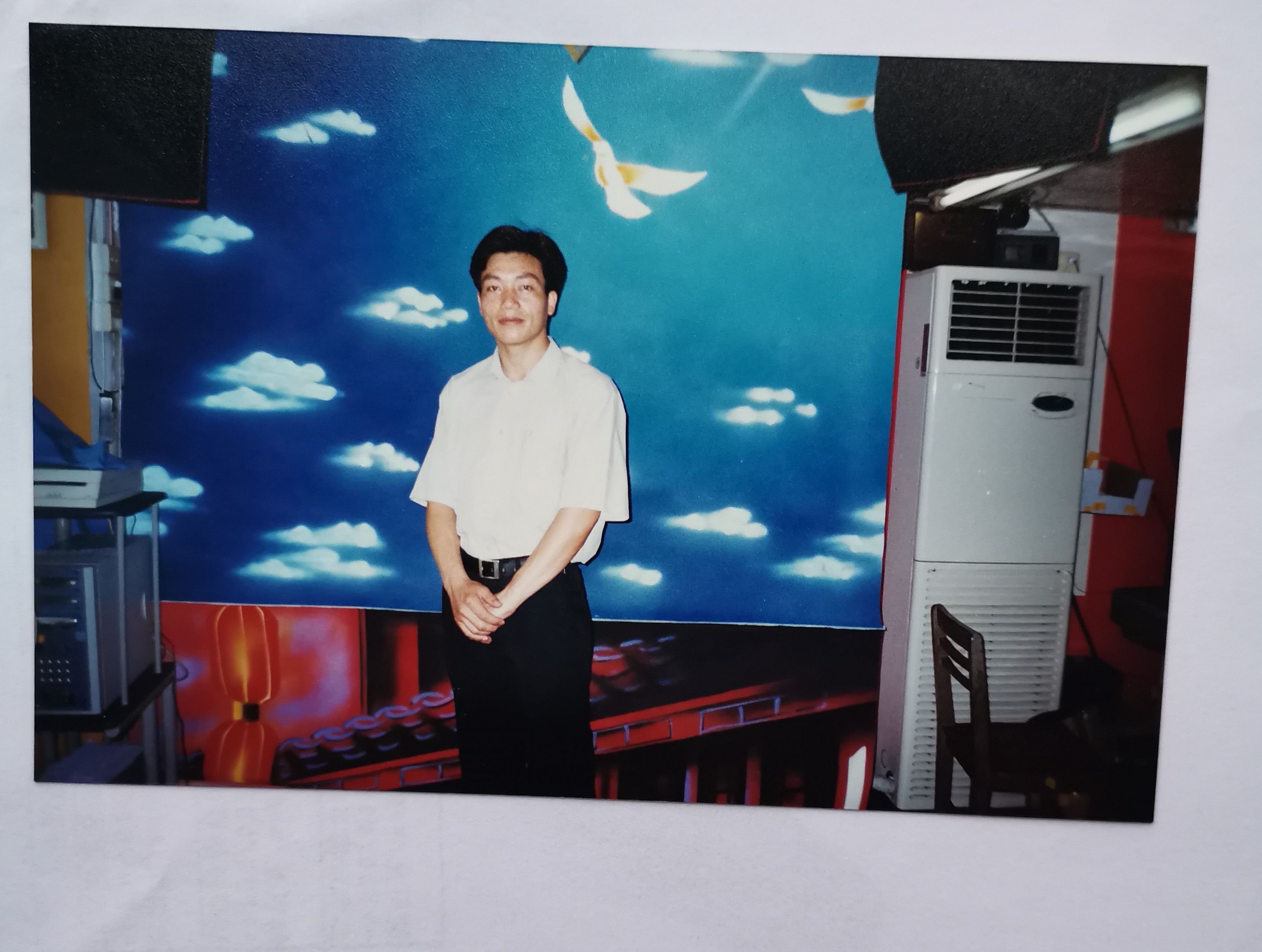 被寻人郎凯照片