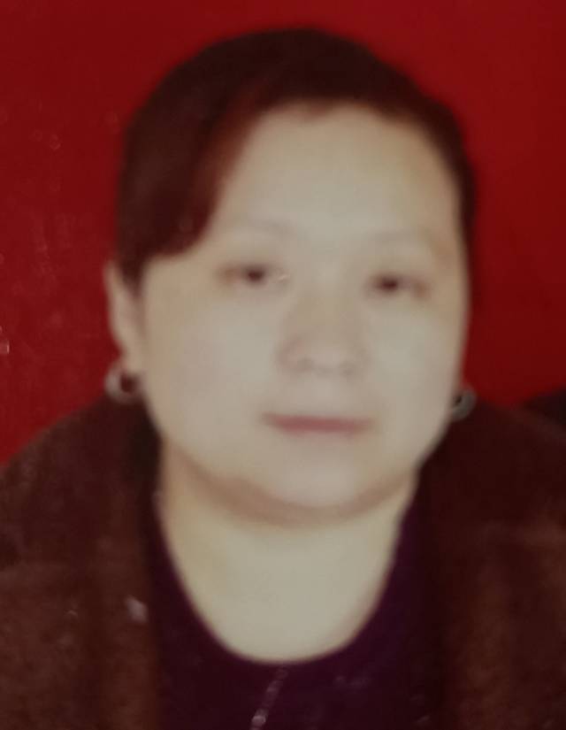 被寻人李红照片