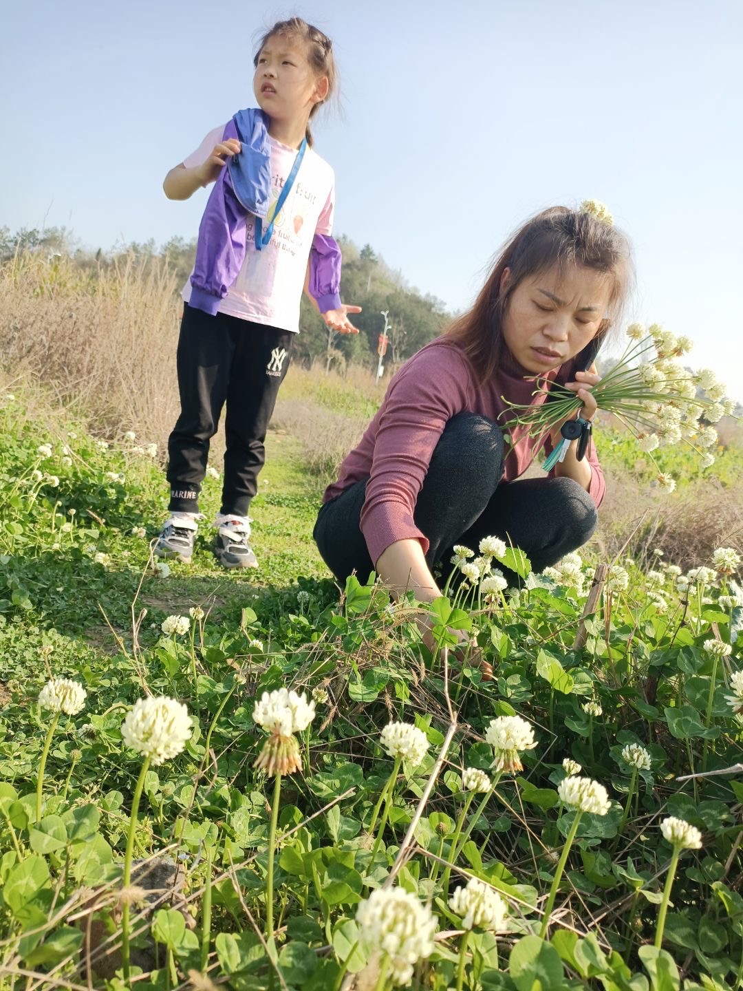 我老婆离家出走了希望能帮我找到他小孩在家没人带 - 张贵香