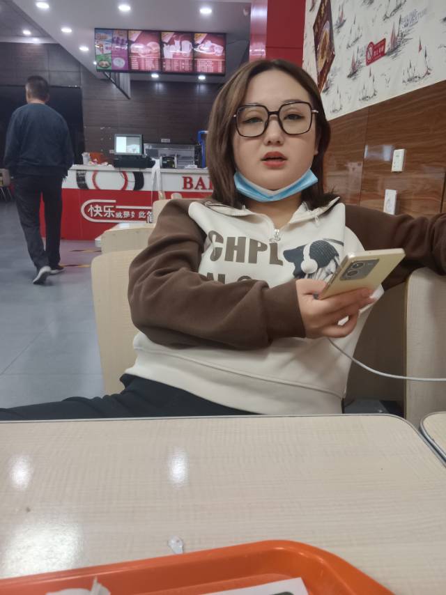 家中还有一岁半的小孩不管的，在外和其他男人瞎搞（宗招雪）- 陕西省榆林市寻人找人网络平台