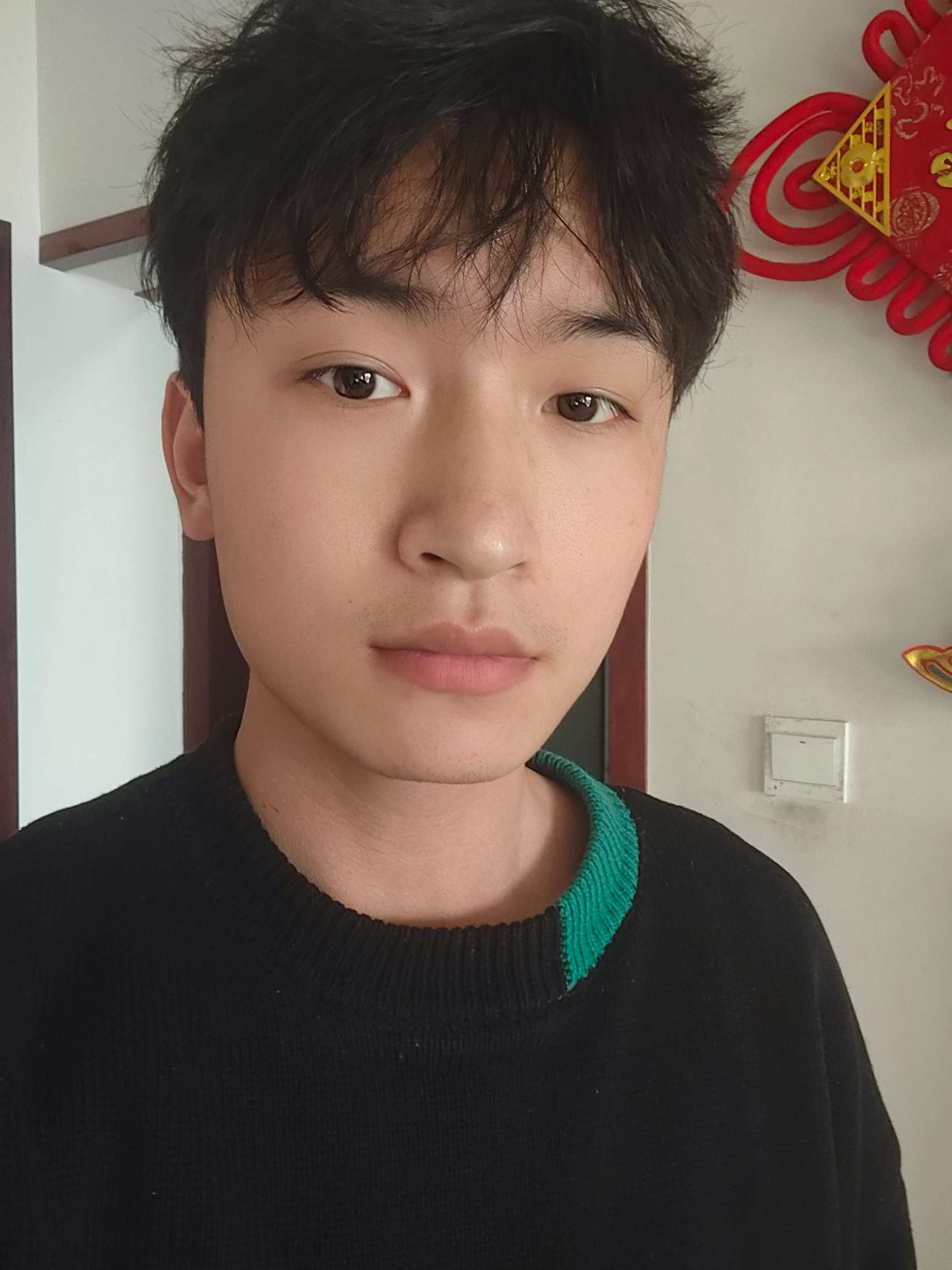 养母刚刚告诉我说是捡的 - 王维生