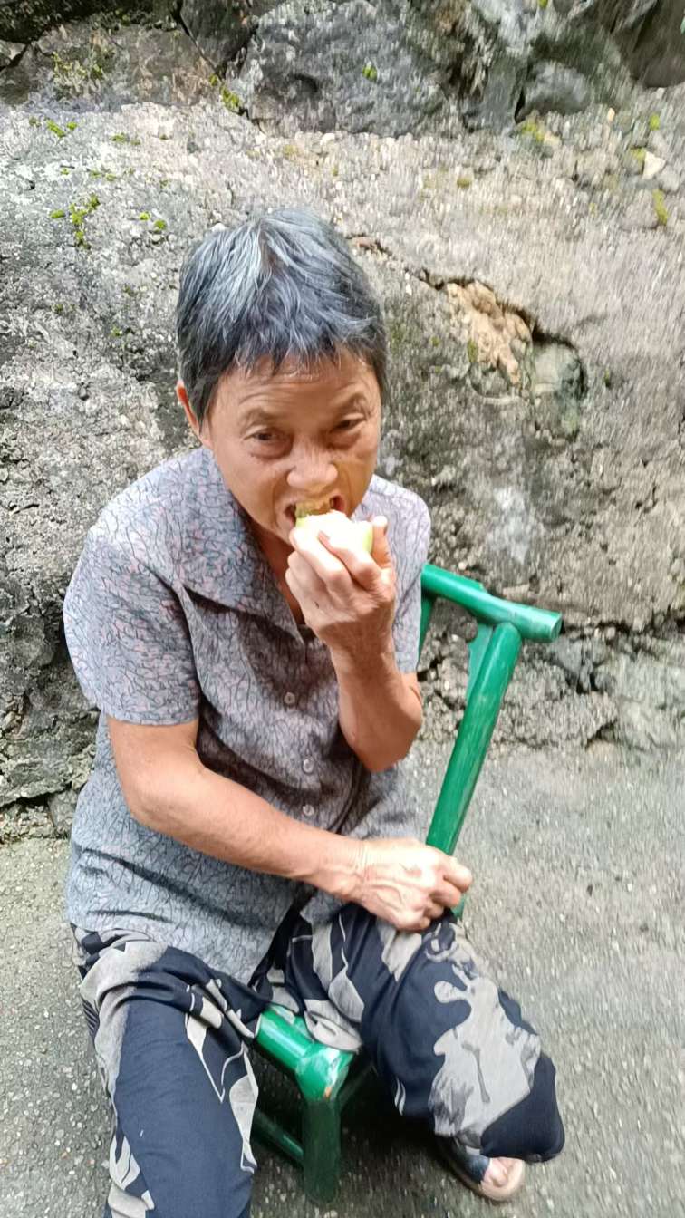 转发者功德无量。公益寻亲让爱回家需要你的支持关心。 - 刘卓英