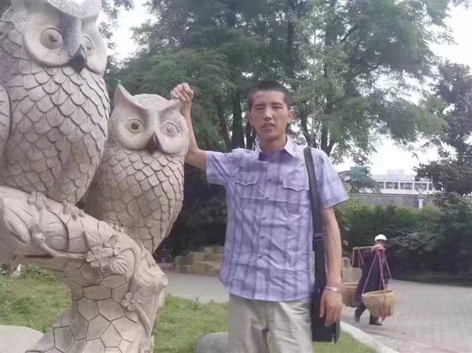 被寻人胡斌龙照片