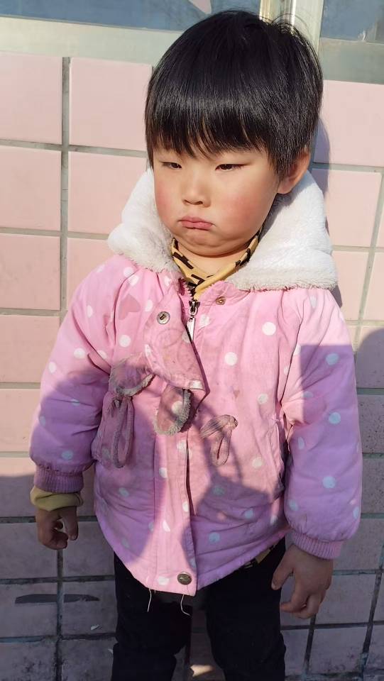 寻找孩子亲人 - 张佳欣