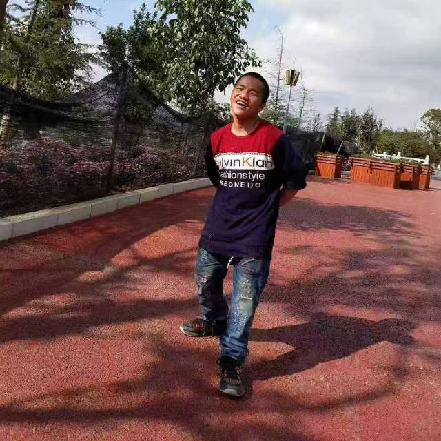 麻烦各位亲朋好友帮忙多多留意一下 - 陶金德