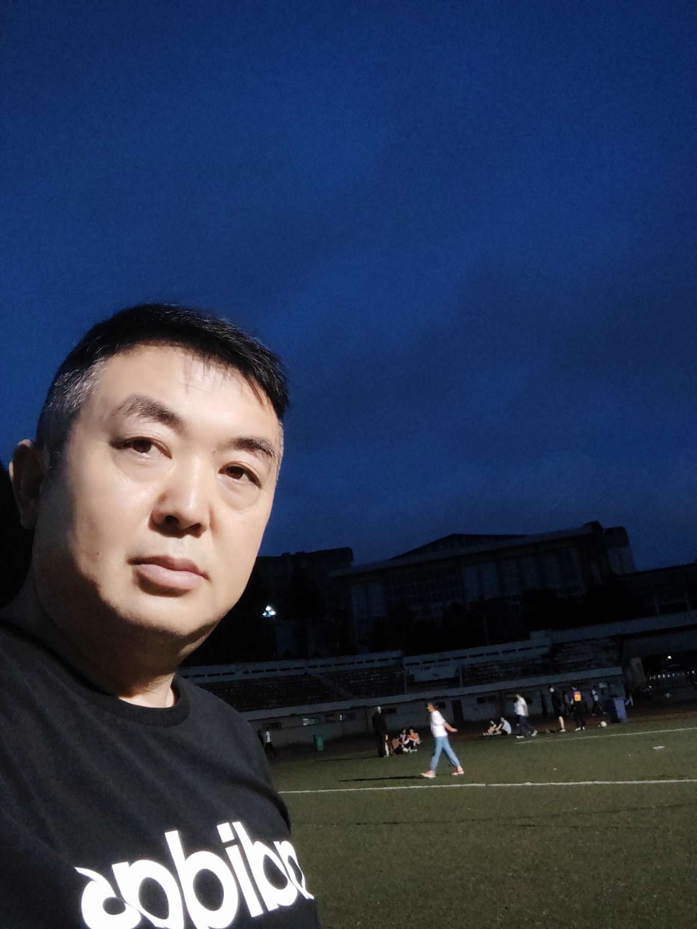 寻找战友 - 谭晓海