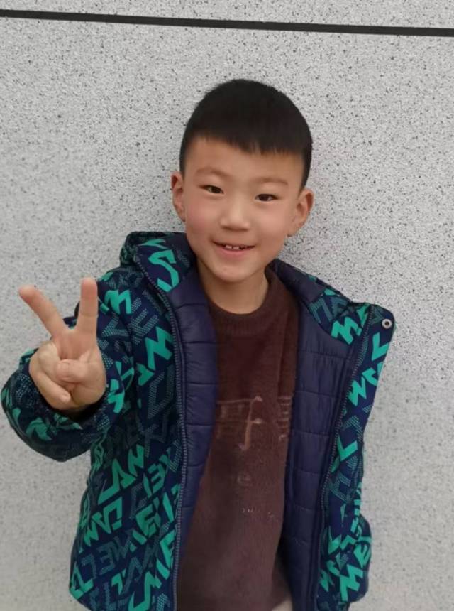 幼儿被遗弃，寻找生父母。 - 张城泰