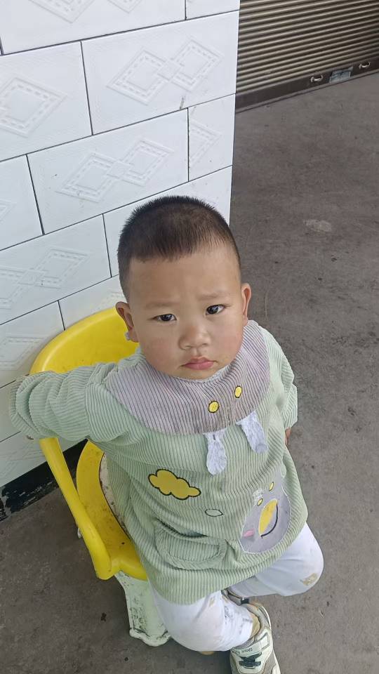 我是一个单亲妈妈，孩子在家失踪，望大家帮帮我 - 罗锦程