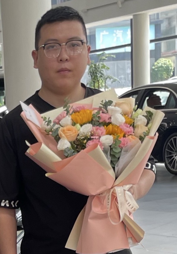 请大家帮帮我，我的弟弟谢岩召被骗广西南宁失联 - 谢岩召