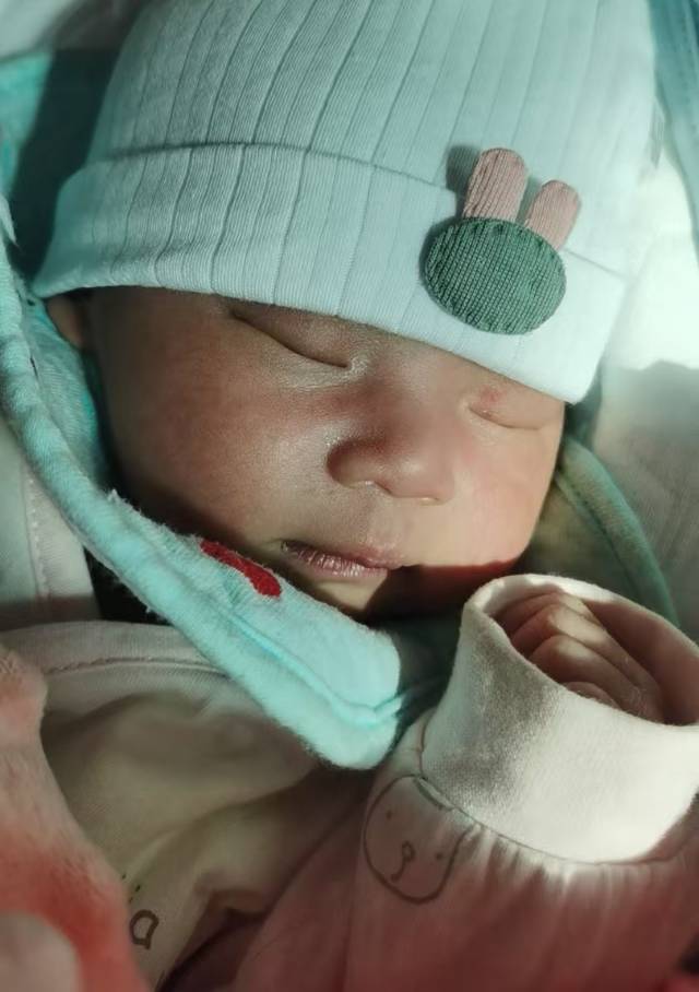 寻找亲生父母 - 陈俊雅