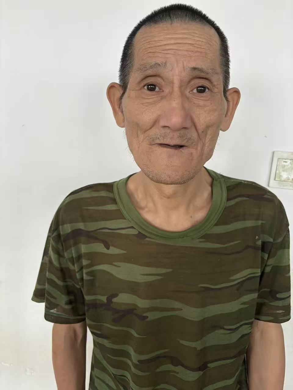 紧急寻人 - 刘绍勇