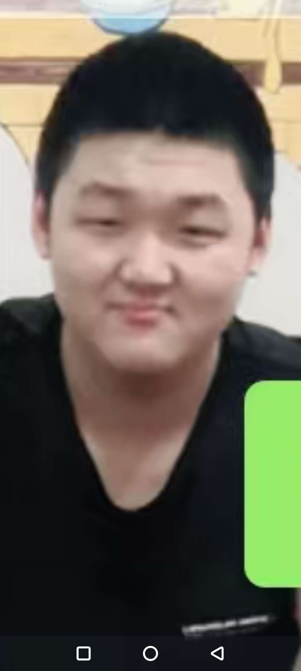 大儿快点回家，父母亲友现对你的人身安全非常担忧。 - 杨洪博