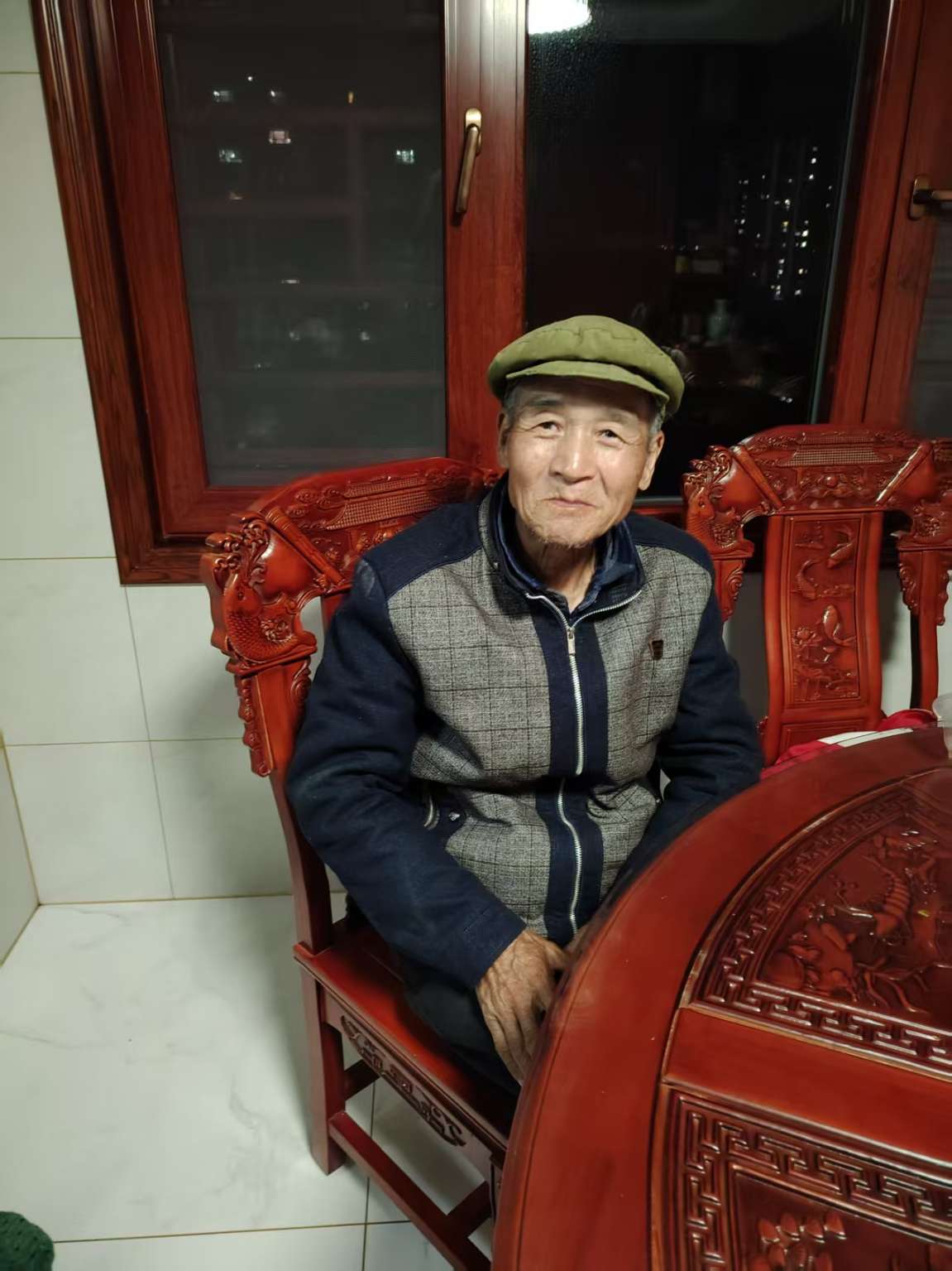 大家好，家里老人走丢，若有看到的，请与我联系，谢谢 - 李珠珠