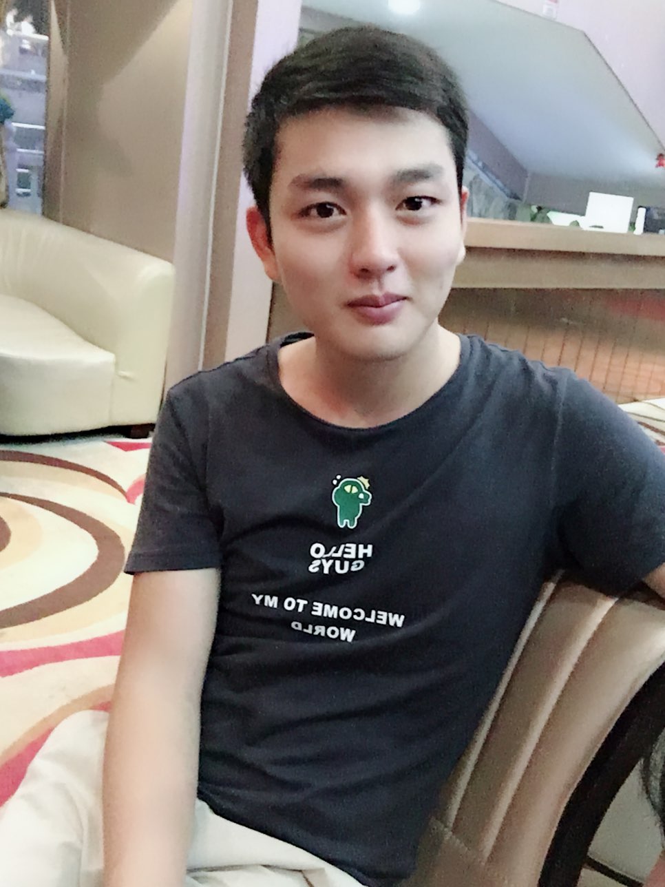 想找到自己的根 - 曾荣宝