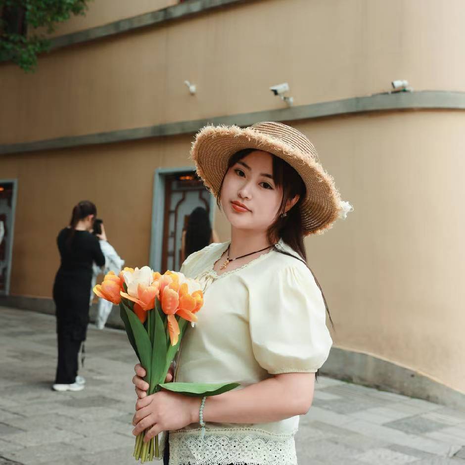 谢谢大家帮帮忙寻找，谢谢 - 张国英