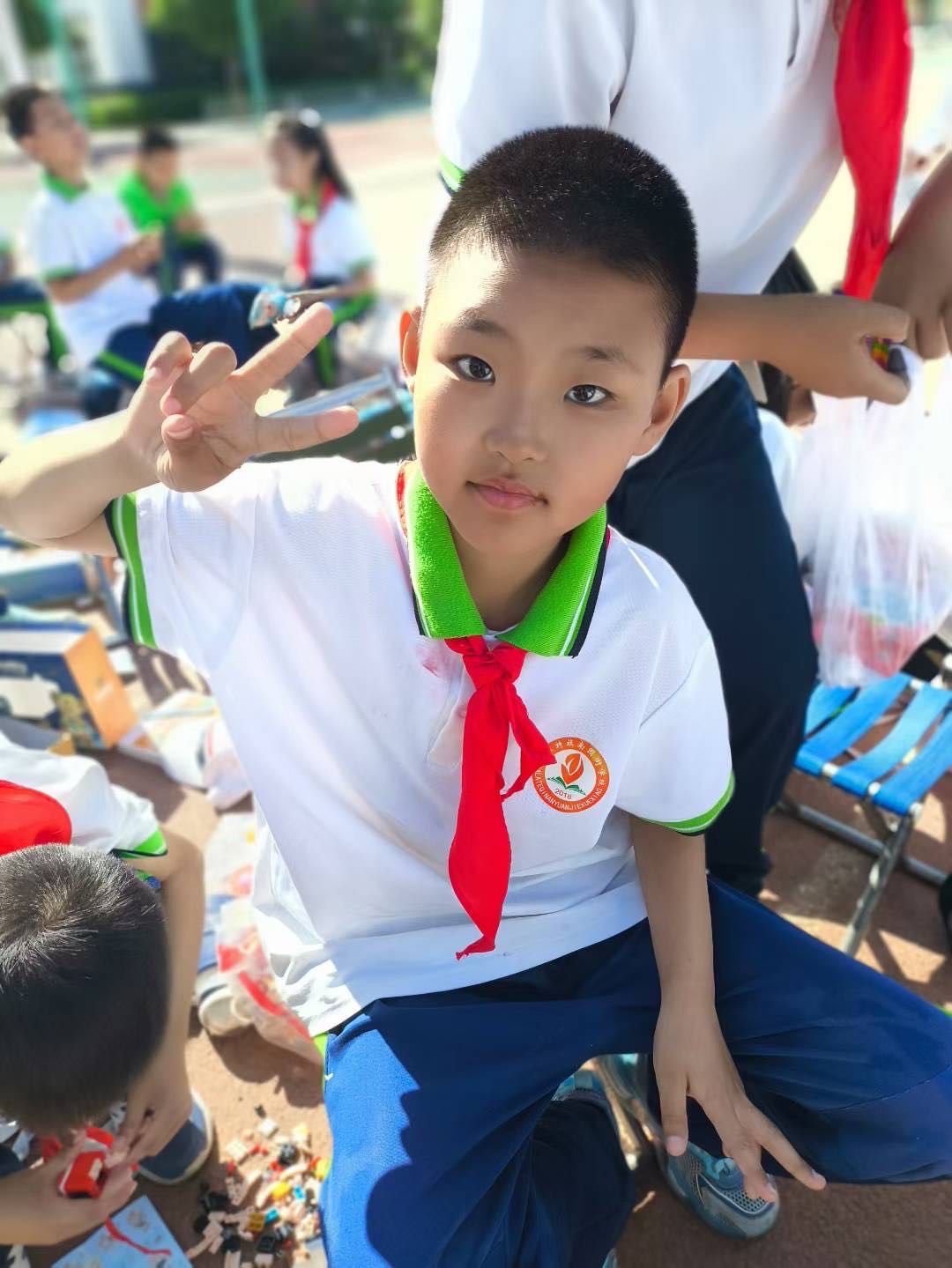 求求大家帮帮忙转发一下 求求你们了? - 滑峰