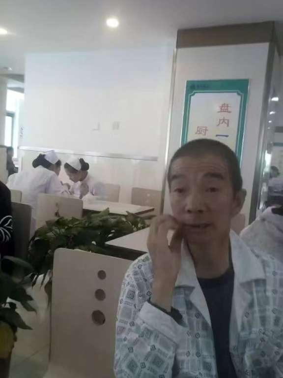 寻找年迈的父亲 - 杨润根