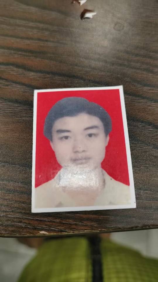 为七十岁父母找回失踪二十五年的儿子 - 袁政全