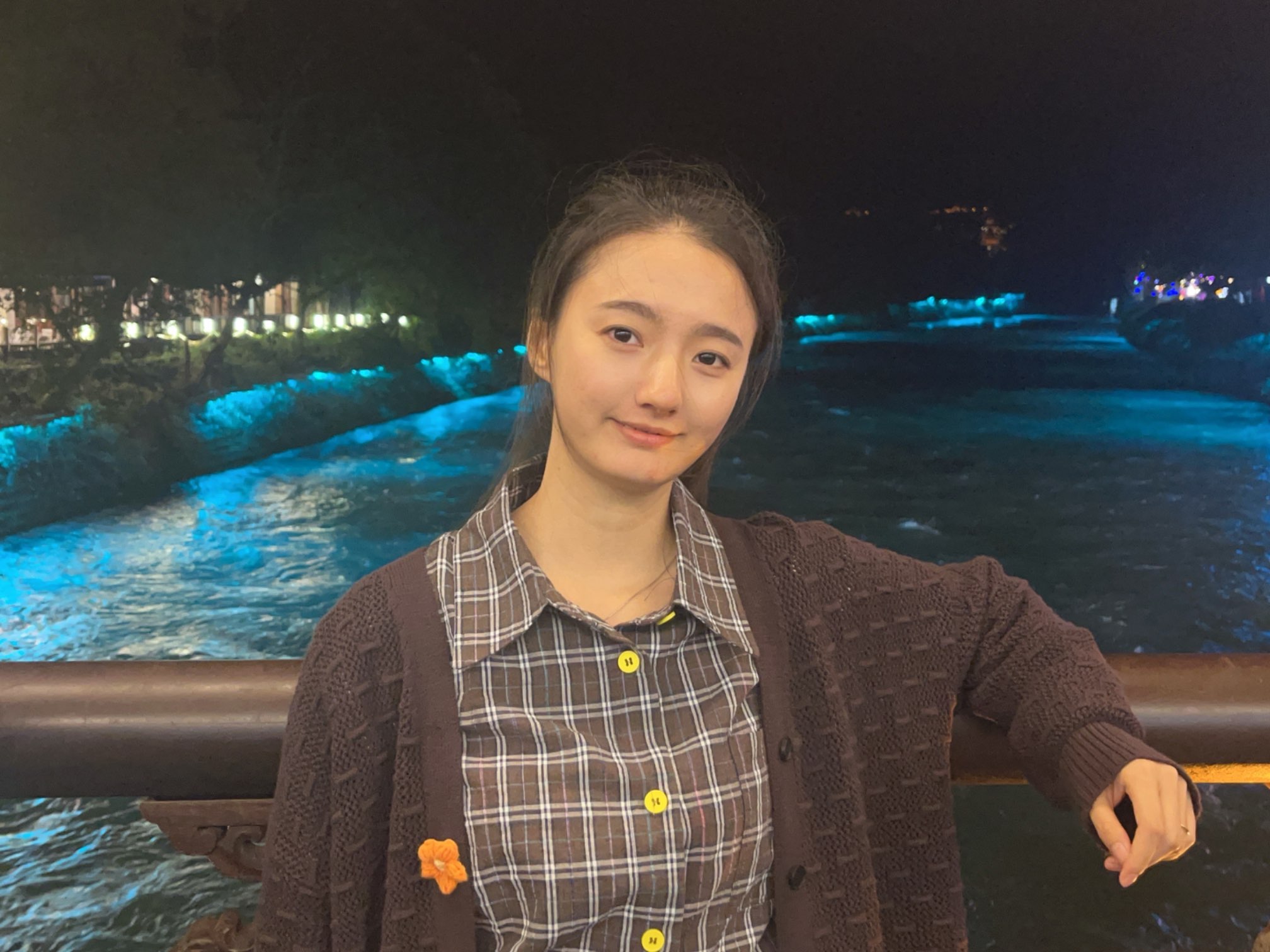 母亲去世，寻找亲生父亲 - 刘沁