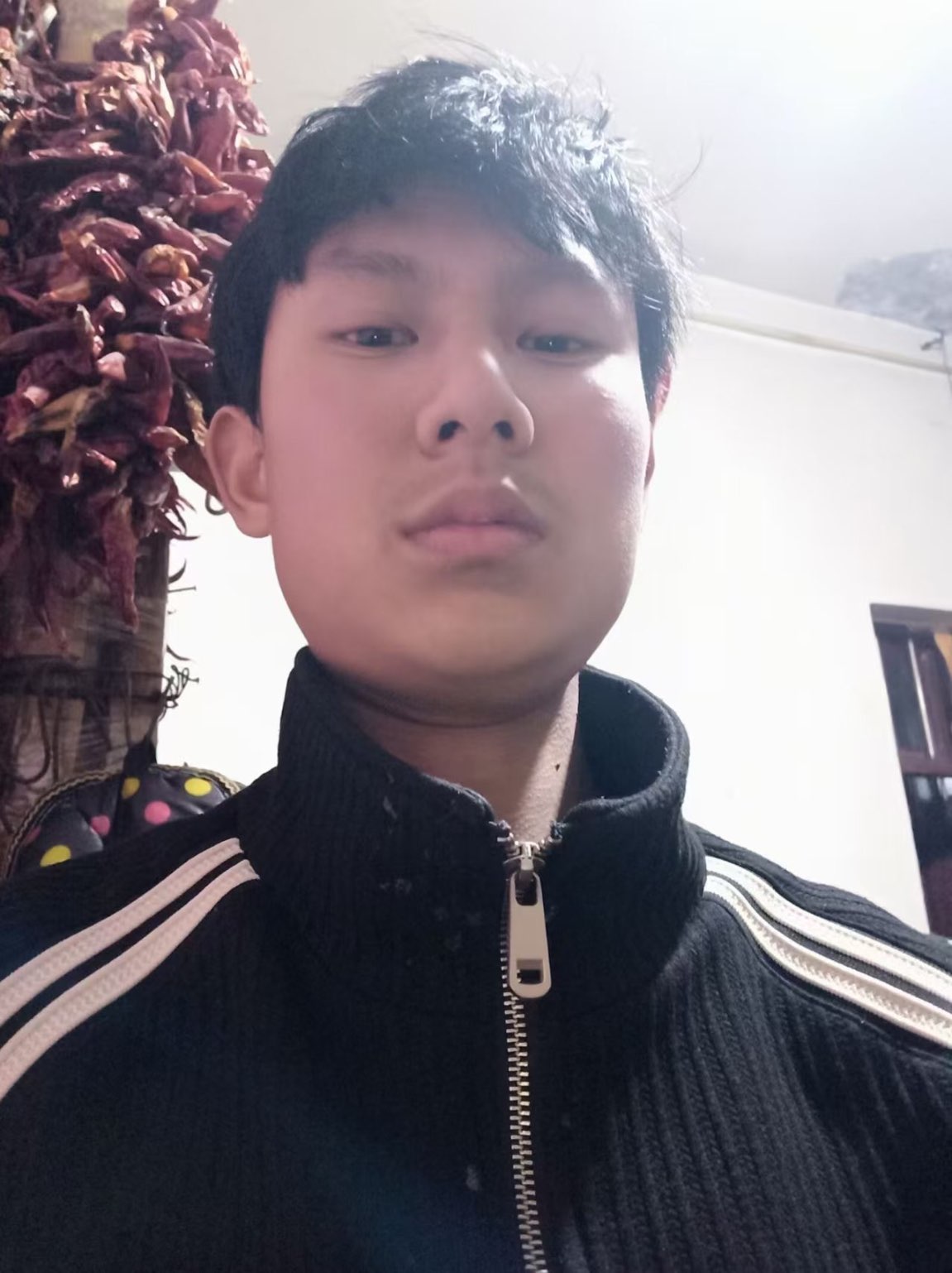 我侄子于2025，5、11、走失 - 殷富雄