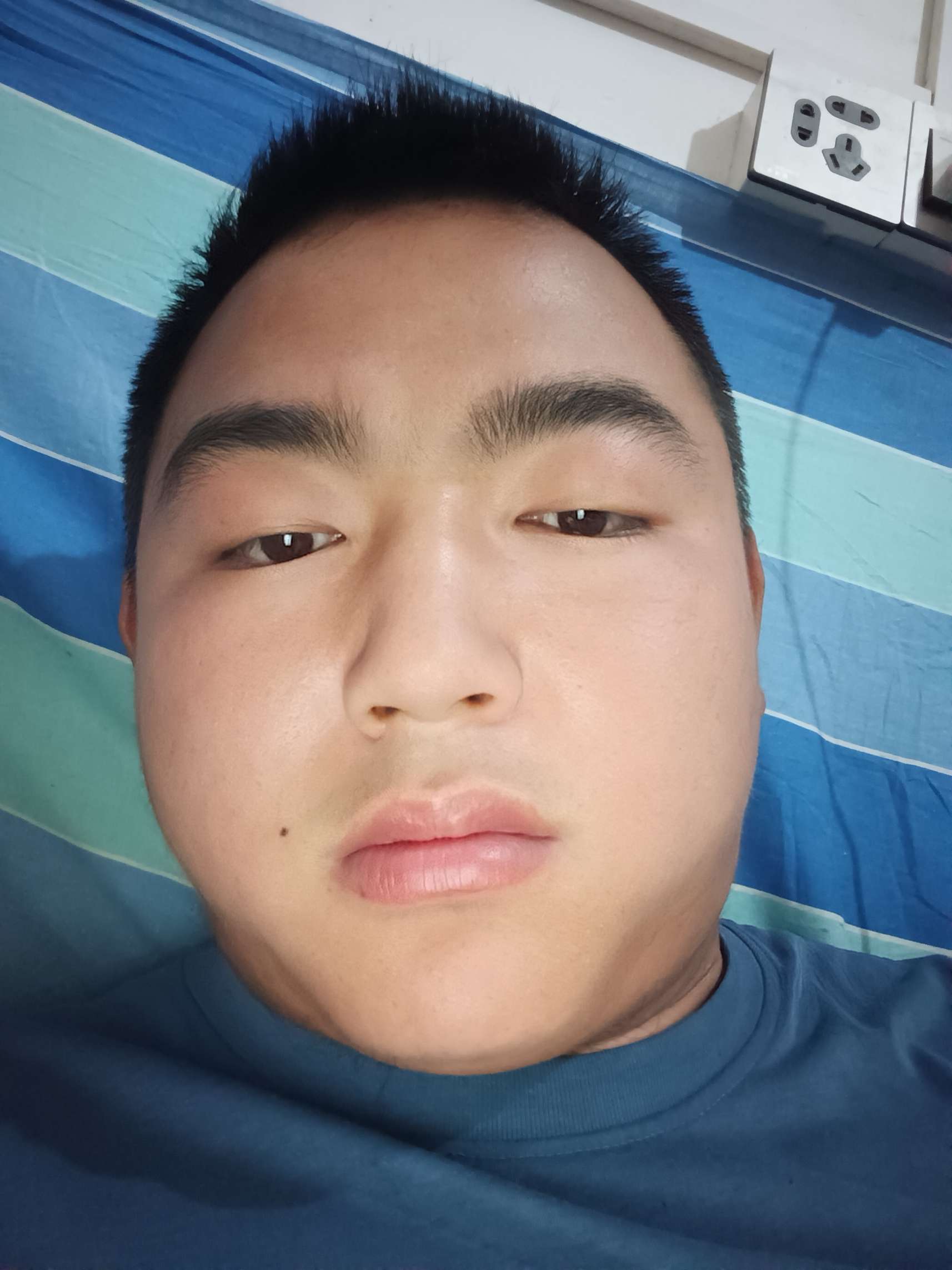 易志岗 - 易志岗