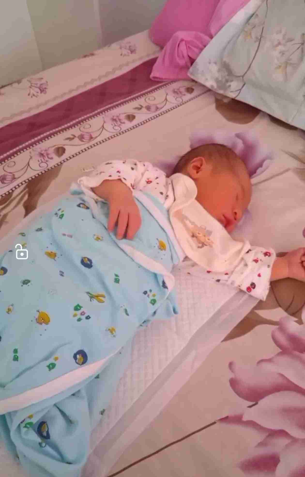 寻其父母 - 男婴