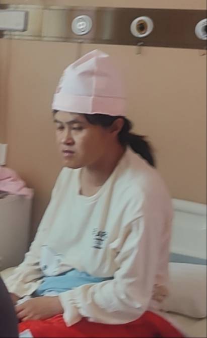 希望大家碰见这个不识字的聋哑人了帮我打一下110 - 李海燕