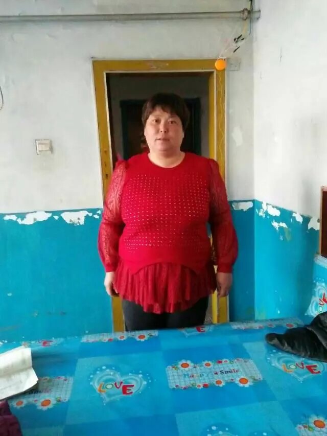 请大家帮帮忙这是我的妈妈快20年没见了我很想她 - 张丽娜